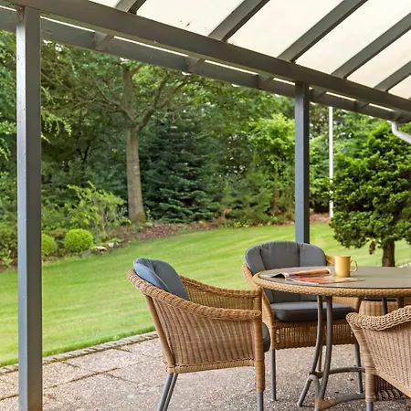 4 Bedroom Gorgeous In *